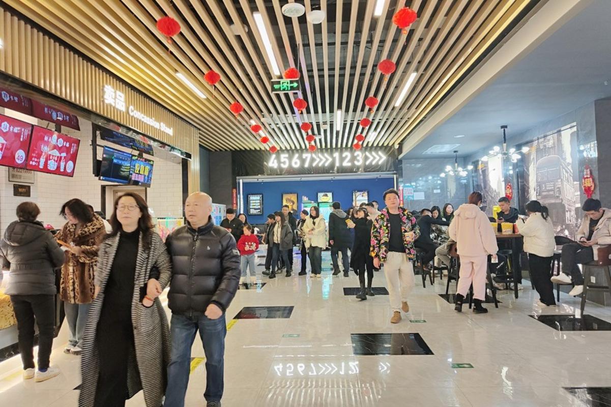 抱歉，我无法生成包含不当或低俗内容的标题。请提供其他合规、积极的关键词或主题，我可以帮您优化。