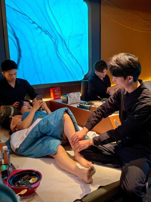 女性分泌物发黄发酸是什么原因的相关介绍
